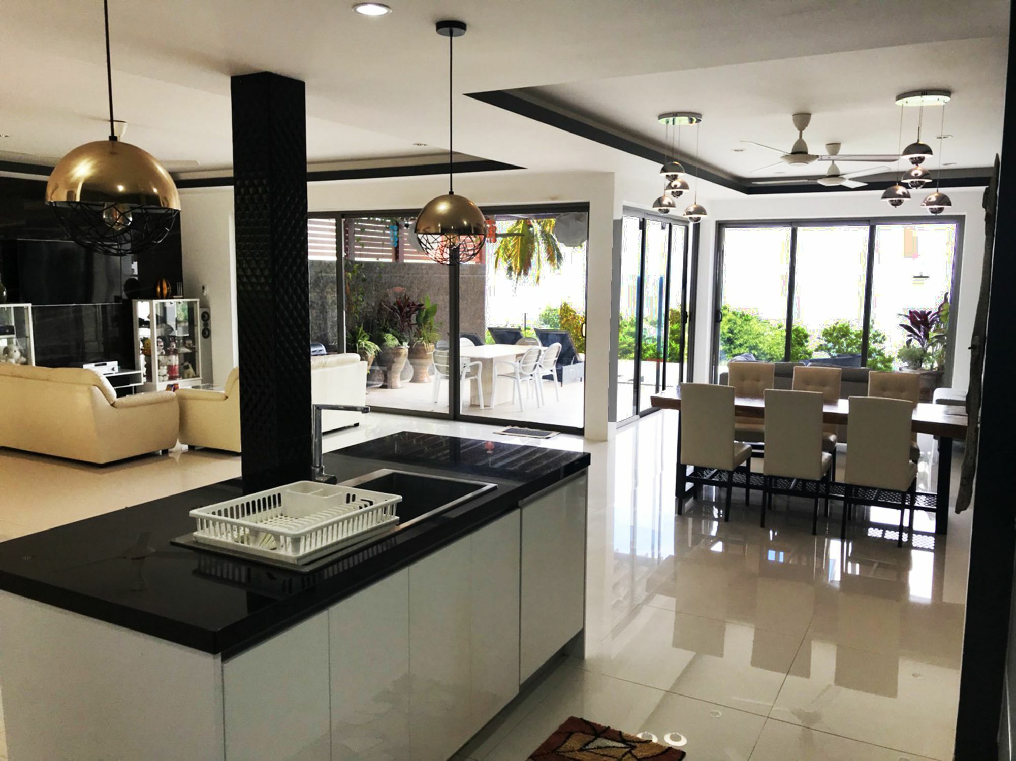 Villa Jacuzzi Seaview Villa 查汶海滩 外观 照片